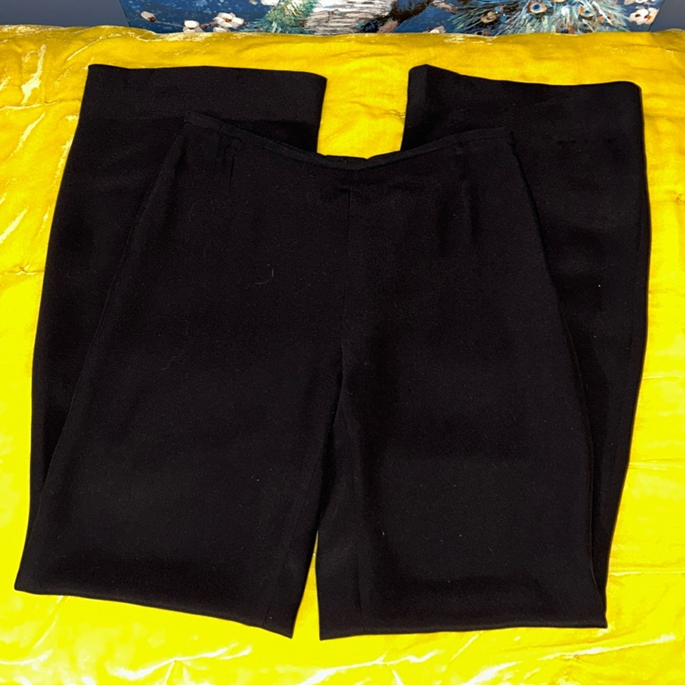 Armani Collezioni Size 6 Black High Waistband Pants